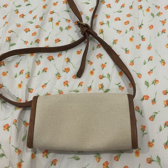 brandy melville handbag. - Picture 2 of 4